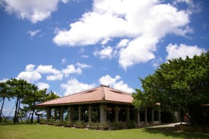 おきなわの家と空