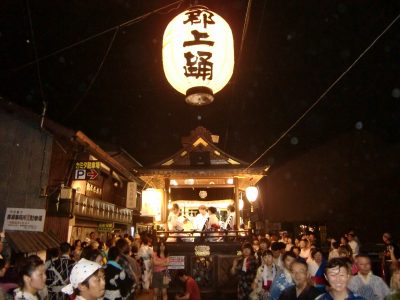 提灯とみこしとライトアップ