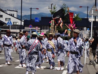 曳山港まつり