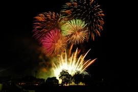 naka-sunflower-fes-fireworks