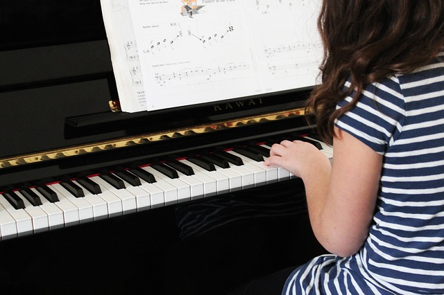 ピアノとエレクトーンの違い。難しいのは？習わせるならどっち？